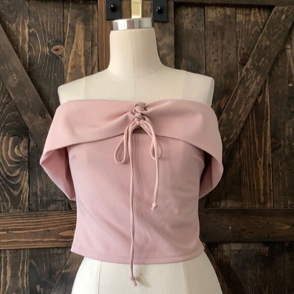 Solemio lace up blush crop top off shoulder - Picture 1 of 6